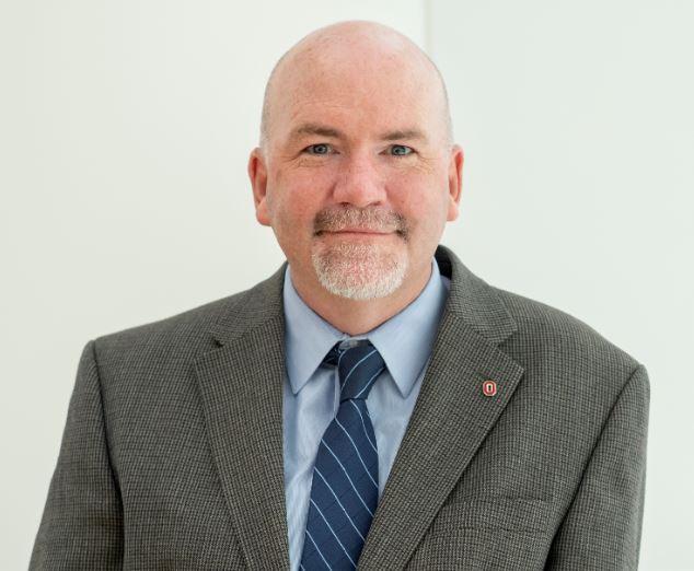 Peter Mohler standing head shot