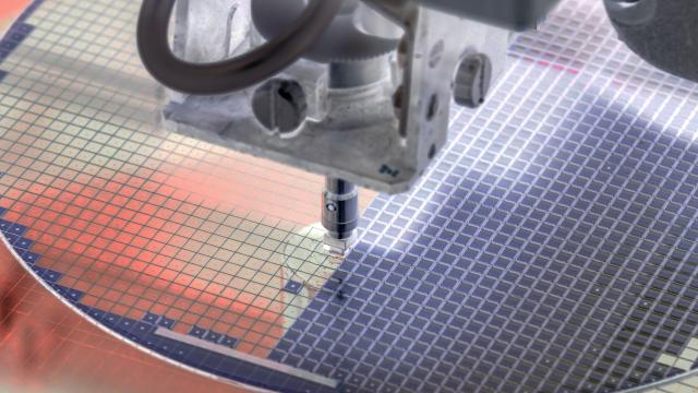 microchip being created